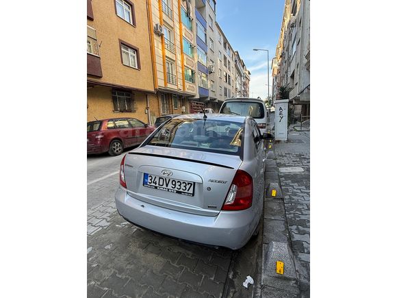 Sahibinden Hyundai Accent Era 1.5 CRDi-VGT Select 2006 Model