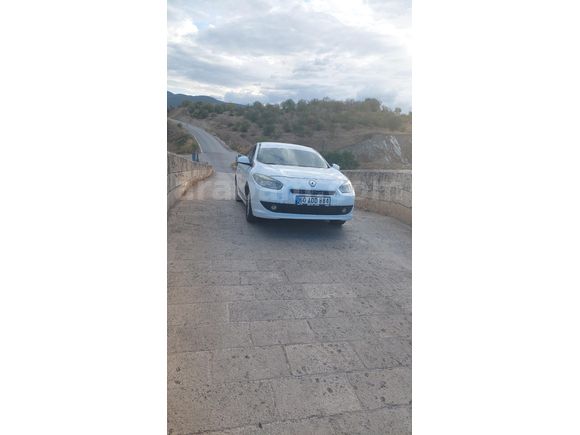 Sahibinden Renault Fluence 1.6 Business 2011 Model
