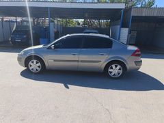 Sahibinden Renault Megane 1.5 dCi Dynamique 2006 Model  270.000 km Gri (Gümüş)