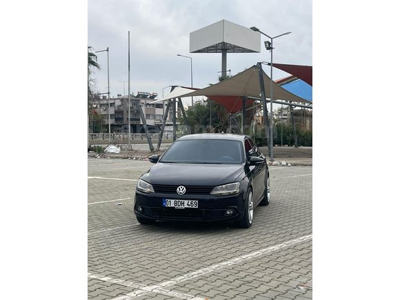 Sahibinden Volkswagen Jetta 1.4 TSi Trendline 2012 Model  196.000 km Siyah