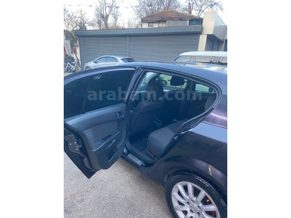 opel astra MUANESI YENI