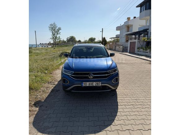 2025 T-Roc Style 10binKM Çift Renk
