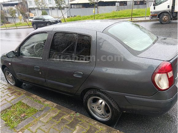 Sahibinden Renault Clio 1.4 Authentique 2006 Model  91.500 km Füme