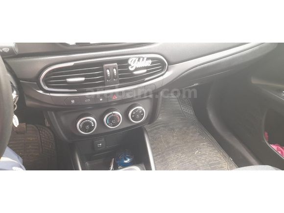 Sahibinden Fiat Egea 1.4 Fire Easy 2023 Model