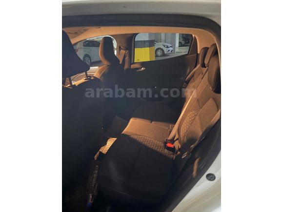 Renault Clio 1.3 TCe Touch 14900 km