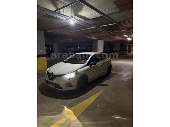 Renault Clio 1.3 TCe Touch 14900 km