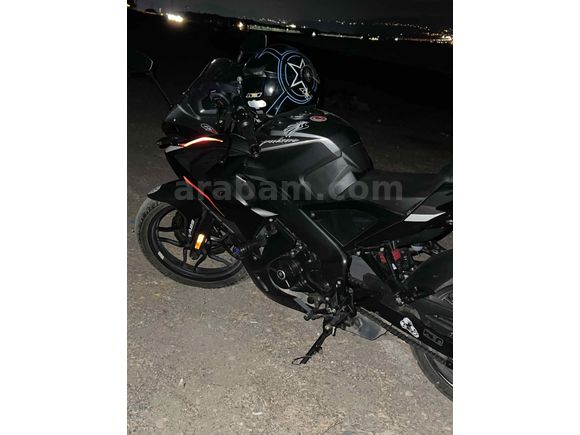 Sahibinden Bajaj Pulsar 200 RS 