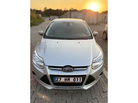 Sahibinden Ford Focus 1.6 Ti-VCT Style 2014 Model  90.000 km Gri
