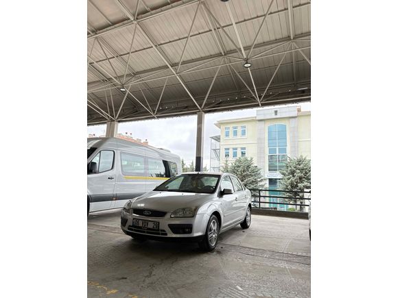 Sahibinden Ford Focus 1.6 TDCi Ghia 2006 Model 