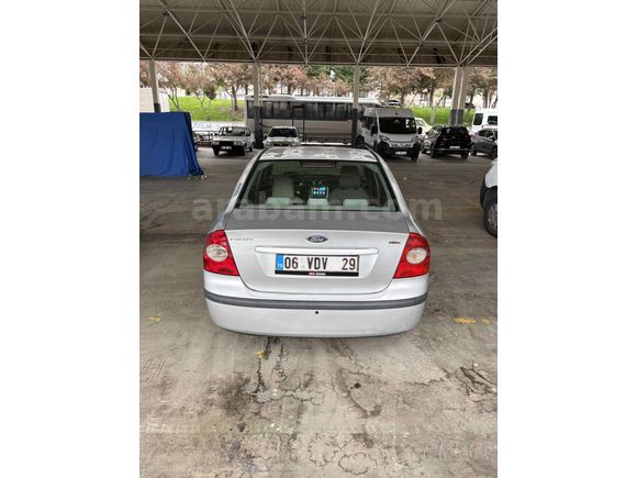 Sahibinden Ford Focus 1.6 TDCi Ghia 2006 Model 