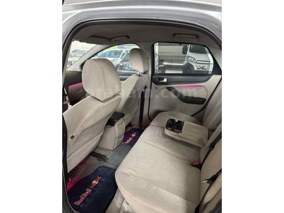 Sahibinden Ford Focus 1.6 TDCi Ghia 2006 Model 