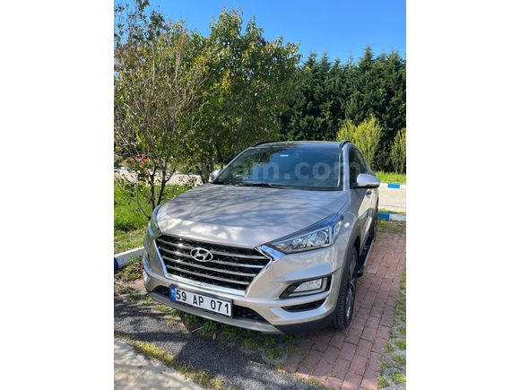 Sahibinden Hyundai Tucson 1.6 CRDi Elite 2019 Model  70.000 km Bej