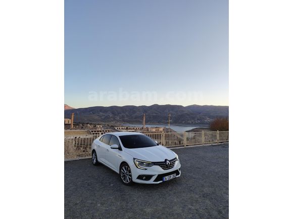 Sahibinden Renault Megane 1.5 Blue DCI Icon 2020 Model