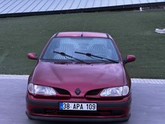 Sahibinden Renault Megane 2.0 RXE 1998 Model 
