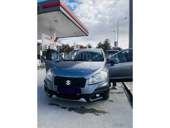 Sahibinden Suzuki SX4 S-Cross 1.6 DDiS GL+ 2013 Model 