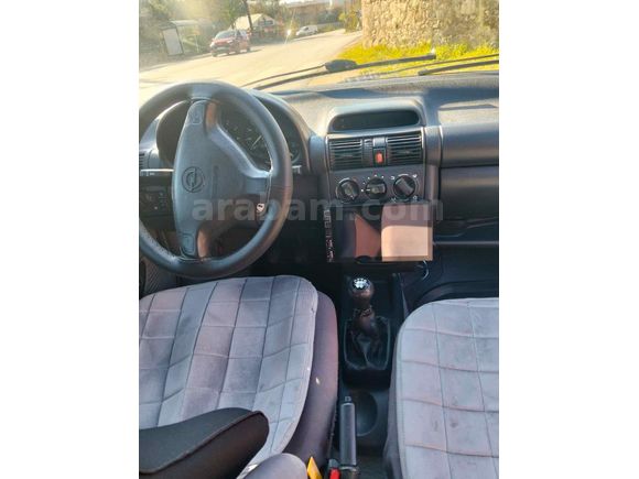 Sahibinden Opel Corsa 1.2 Swing 2000 Model 