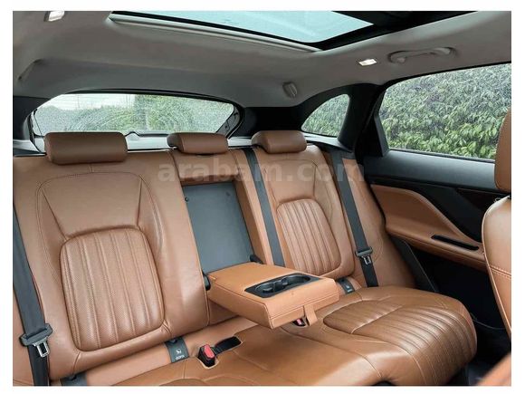 Sahibinden Jaguar F-Pace 2.0 D Portfolio Plus 2016 Model motor yeni