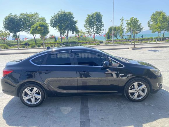 Bütün ağır bakımları yapılmıştır.masrafsız bir araçtır