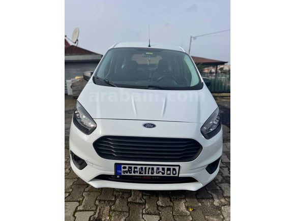 Sahibinden Ford Tourneo Courier 1.5 TDCi Trend 2021 Model 
