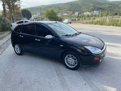 Sahibinden Ford Focus 1.6 Ghia 2001 Model  310.000 km Siyah