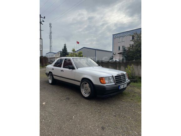 Sahibinden Mercedes - Benz E 200 d 1988 Model 