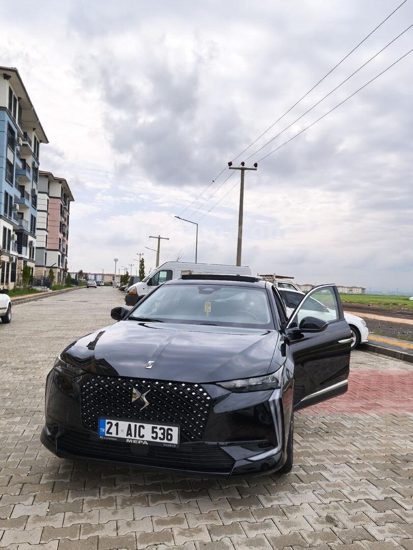 Sahibinden DS Automobiles DS4 1.5 BlueHDi Pallas 2025 Model Diyarbakır 6.001 km Siyah 6