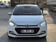 Galeriden Hyundai i20 1.4 CRDi Jump 2017 Model Adana