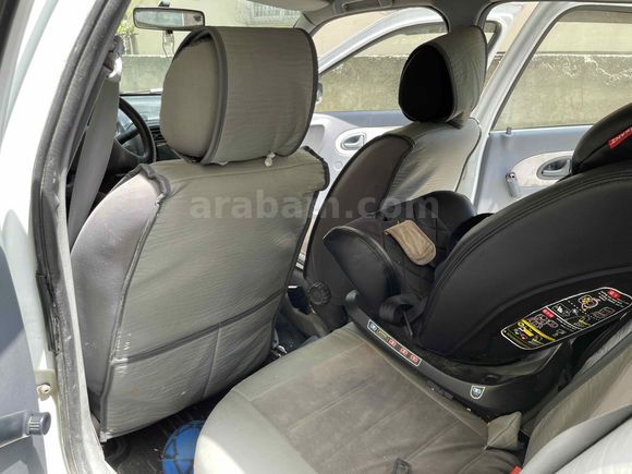 Sahibinden Renault Clio 1.4 2000 Model 