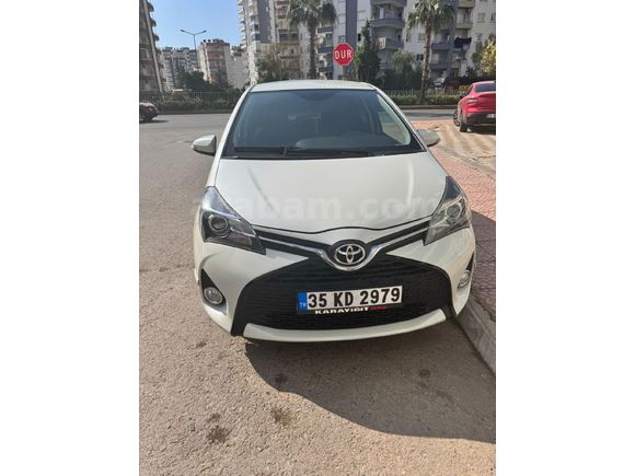 Temiz Hatasız Toyota Yaris 1.33 Style 2015 Model