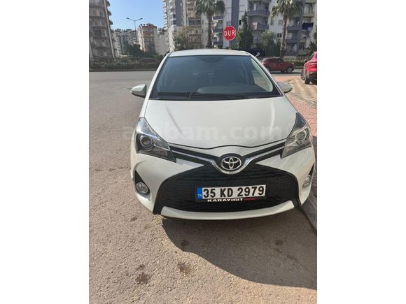 Temiz Hatasız Toyota Yaris 1.33 Style 2015 Model