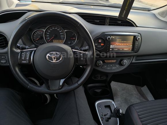 Temiz Hatasız Toyota Yaris 1.33 Style 2015 Model