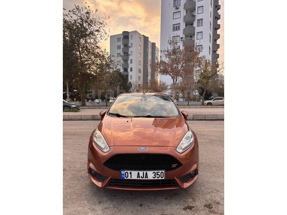 Sahibinden Showroom 1.5 Dizel Ford Fiesta  