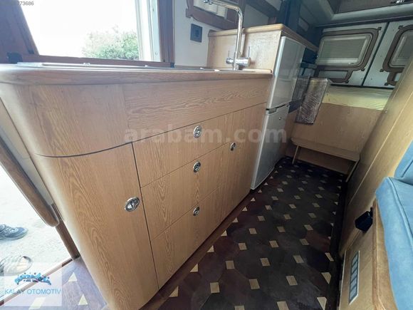Peugeot boxer motokaravan full yapılı