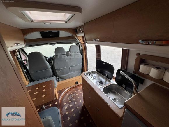 Peugeot boxer motokaravan full yapılı