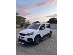 Sahibinden Peugeot Rifter 1.5 BlueHDI Allure 2022 Model  hatasız boyasız tramersiz