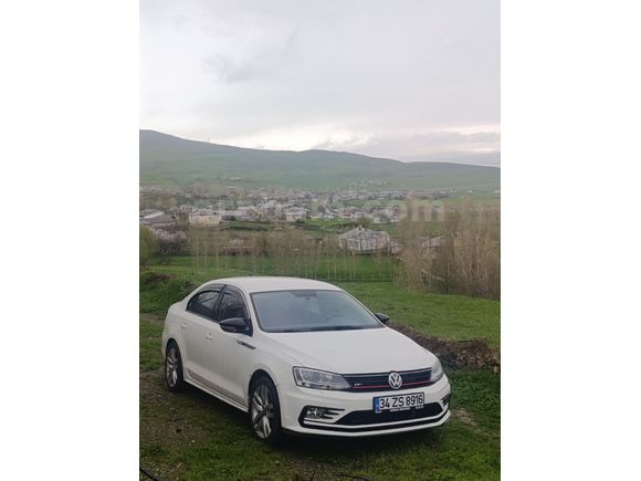 Sahibinden Volkswagen Jetta 1.6 TDi Highline 2013 Model