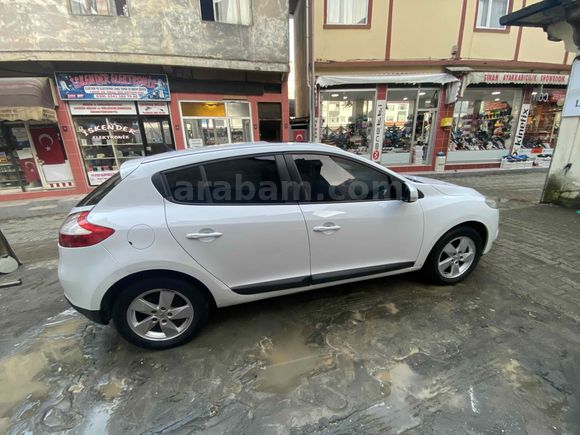 Sahibinden Renault Megane 1.5 dCi Expression Plus 2011 Model 