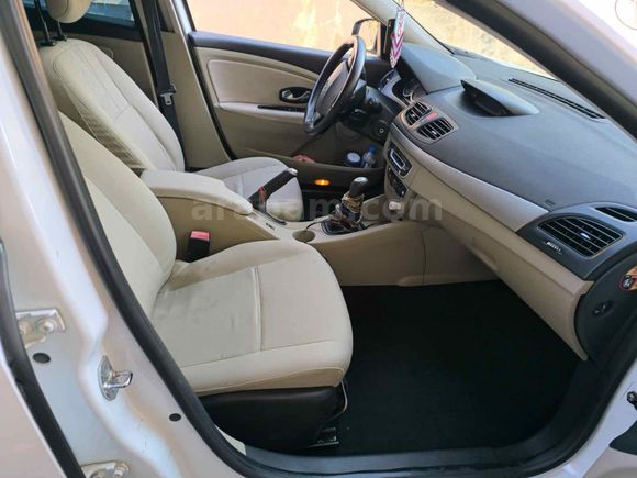 Sahibinden Renault Megane 1.5 dCi Expression Plus 2011 Model 