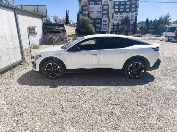 Sahibinden Peugeot 408 1.2 PureTech Allure 2023 Model Adıyaman 77.700 km Beyaz