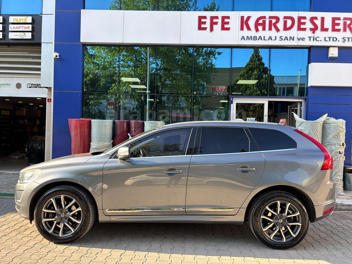 Sahibinden Volvo XC60 2.0 D4 Advance 2016 Model Bursa 142.000 km