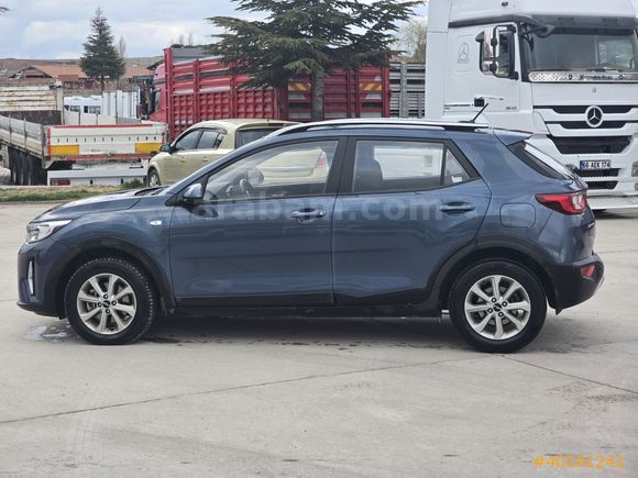 "ŞAHBAZLAR''DAN KIA STONIC HATASIZ BOYASIZ 76 Bin km