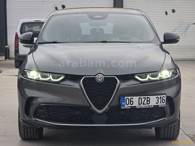 ''ŞAHBAZLAR''DAN 2023 ALFA ROMEO TONALE HATASIZ BOYASIZ 52 BİNKM 4