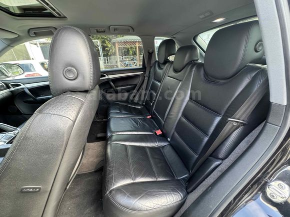 Sahibinden Porsche Cayenne 4.5 S 2004 Model 
MANTIKLI  takas olur 
 