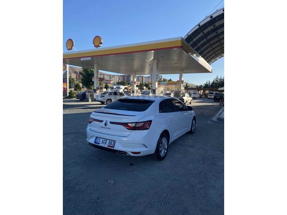 Sahibinden Renault Megane 1.3 TCe Joy 2021 Model 