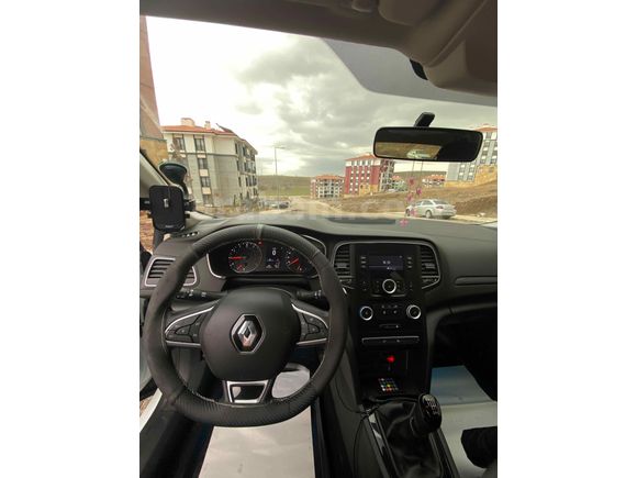 Sahibinden Renault Megane 1.3 TCe Joy 2021 Model 