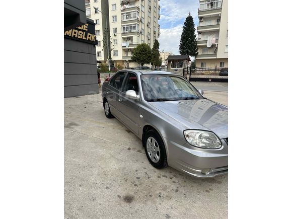 4 cam otomatik klimalı  Hyundai Accent 1.3 Admire 2005 Mode 
