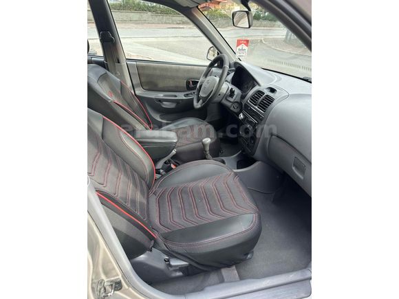 4 cam otomatik klimalı  Hyundai Accent 1.3 Admire 2005 Mode 