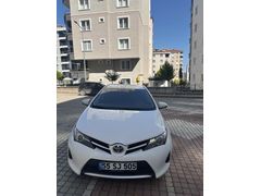 Sahibinden Toyota Auris 1.33 Life 2013 Model 