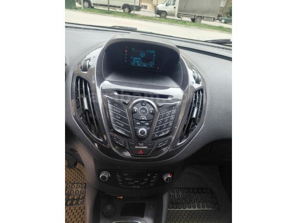 Sahibinden Ford Tourneo Courier 1.6 TDCi Titanium Plus 2016 Model 