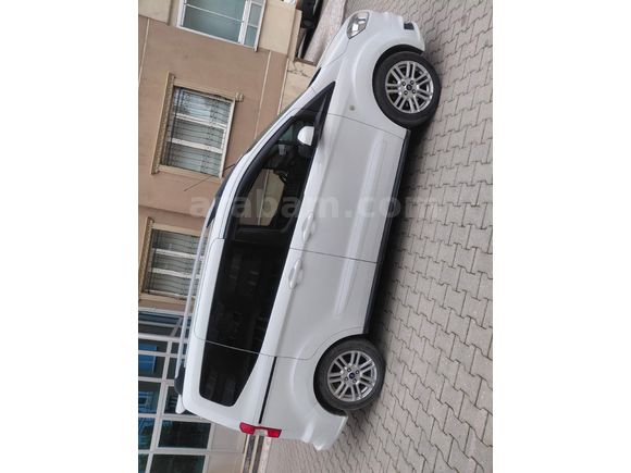Sahibinden Ford Tourneo Courier 1.6 TDCi Titanium Plus 2016 Model 